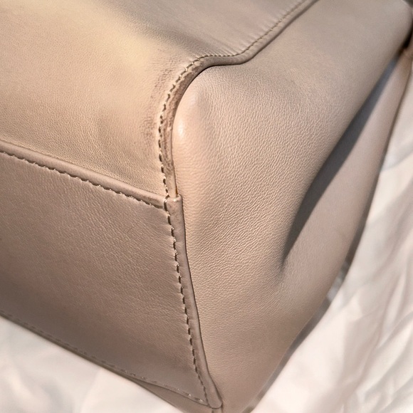 FENDI Peekaboo Leather Cross Body Bag - Picture 6 of 16